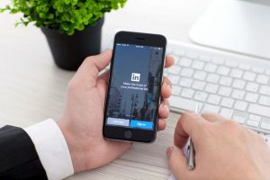 9 steps to a better LinkedIn profile in 2019