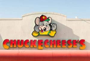 Chuck E. Cheese responds to rumors after viral video