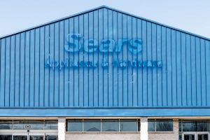 Sears turns to new slogans, smaller stores for rebound