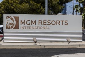 MGM data breach affects 10.6M, L Brands chief to resign with Victoria’s Secret sale, and Twitter tests fake-news warnings