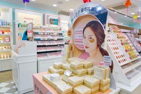 goods on display at cosmetics shop in Seoul.