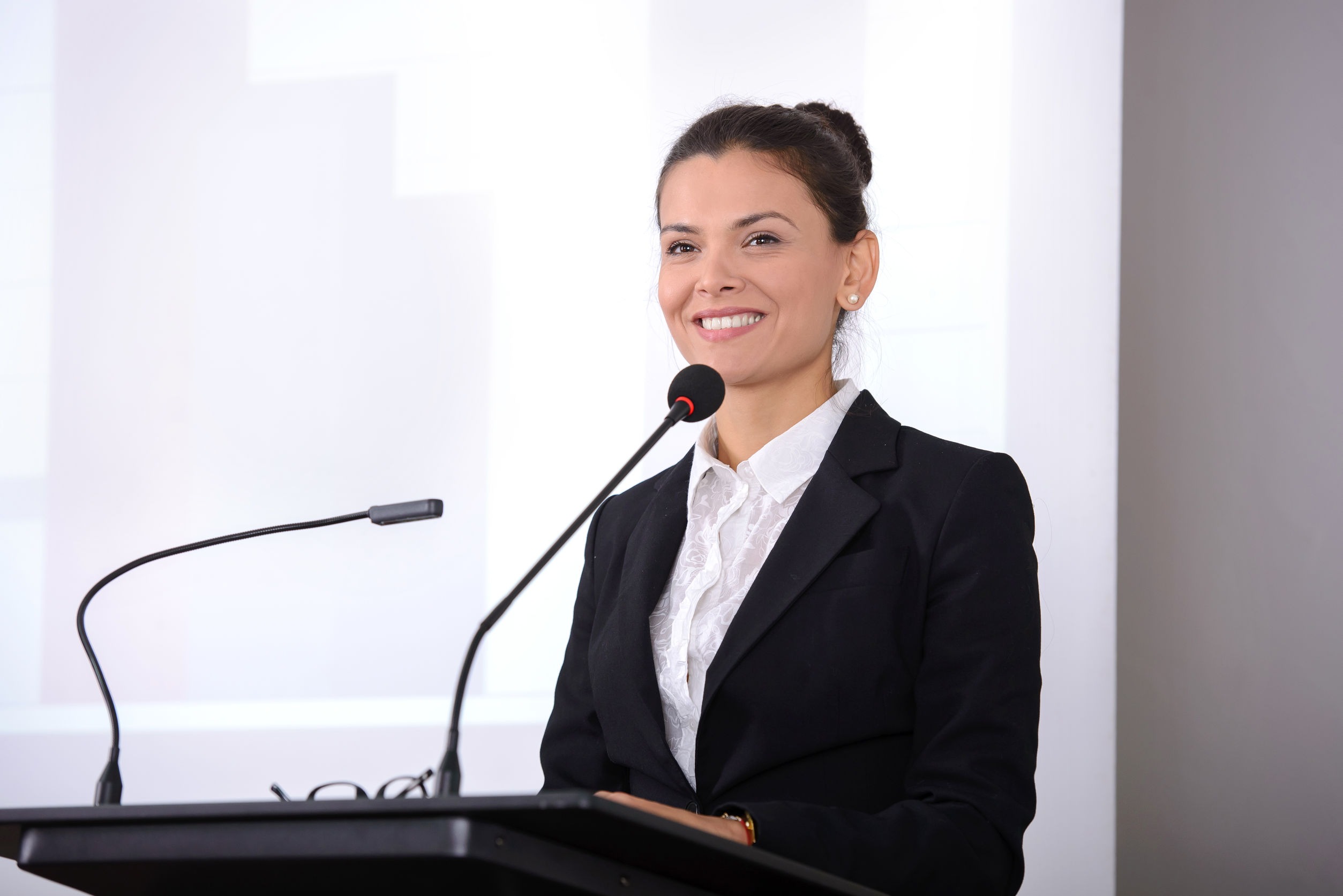 speechwriting-tips-Conference