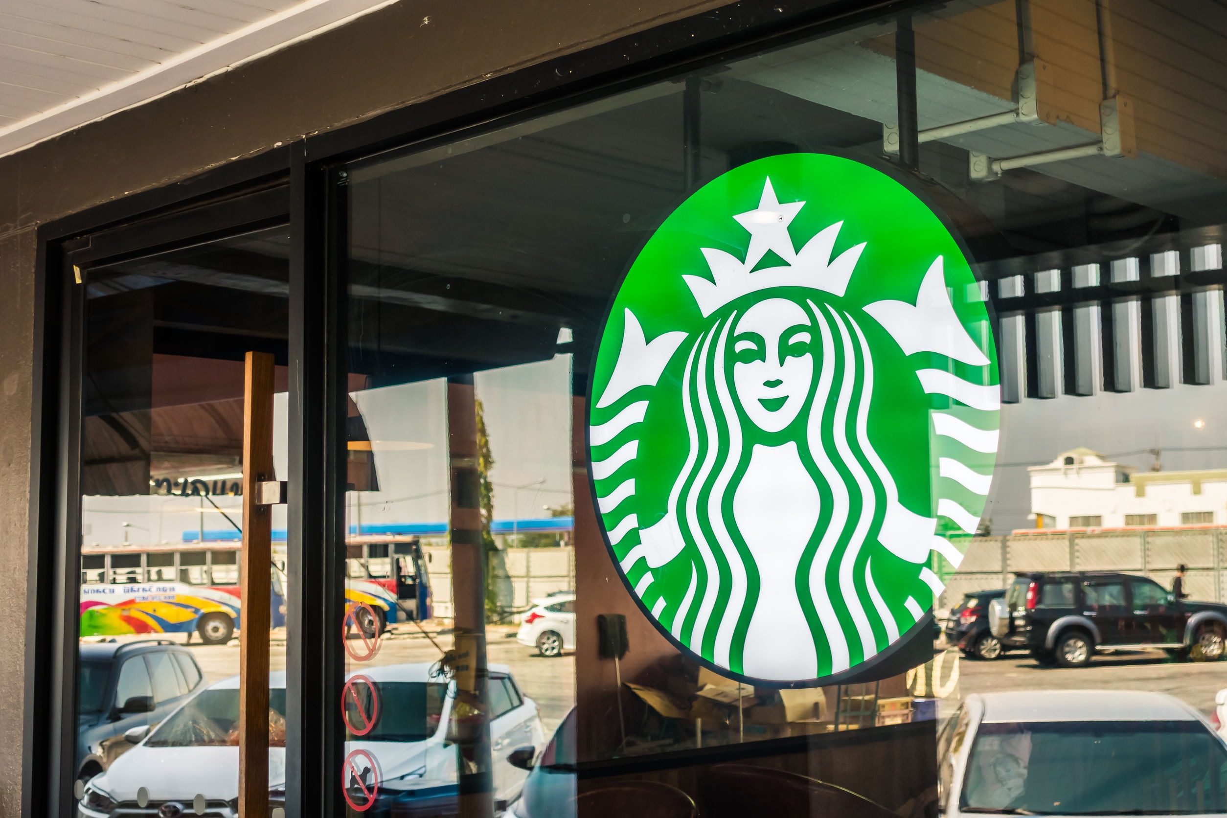 Starbucks-Brands-Employees-Values