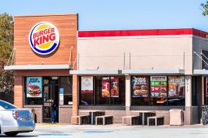 Burger King UK apologizes for offensive tweet, Unilever drops ‘normal’ from beauty product branding, and Google adds context to news stories