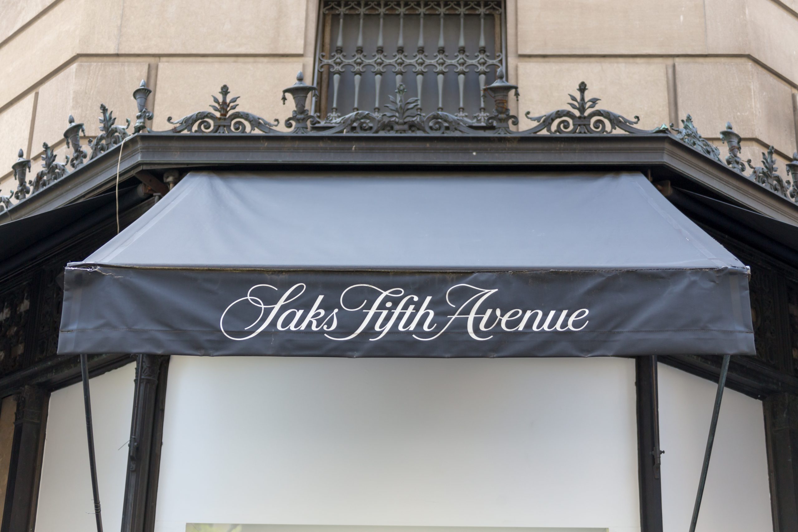 saks fifth ave.