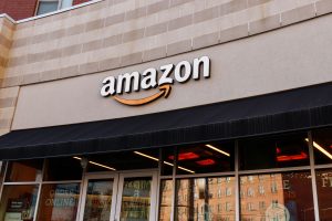 Amazon promises change, diversity with employee review process, 26% of U.S employers address race following social justice protests, and Kohl’s makes peace with activist investors