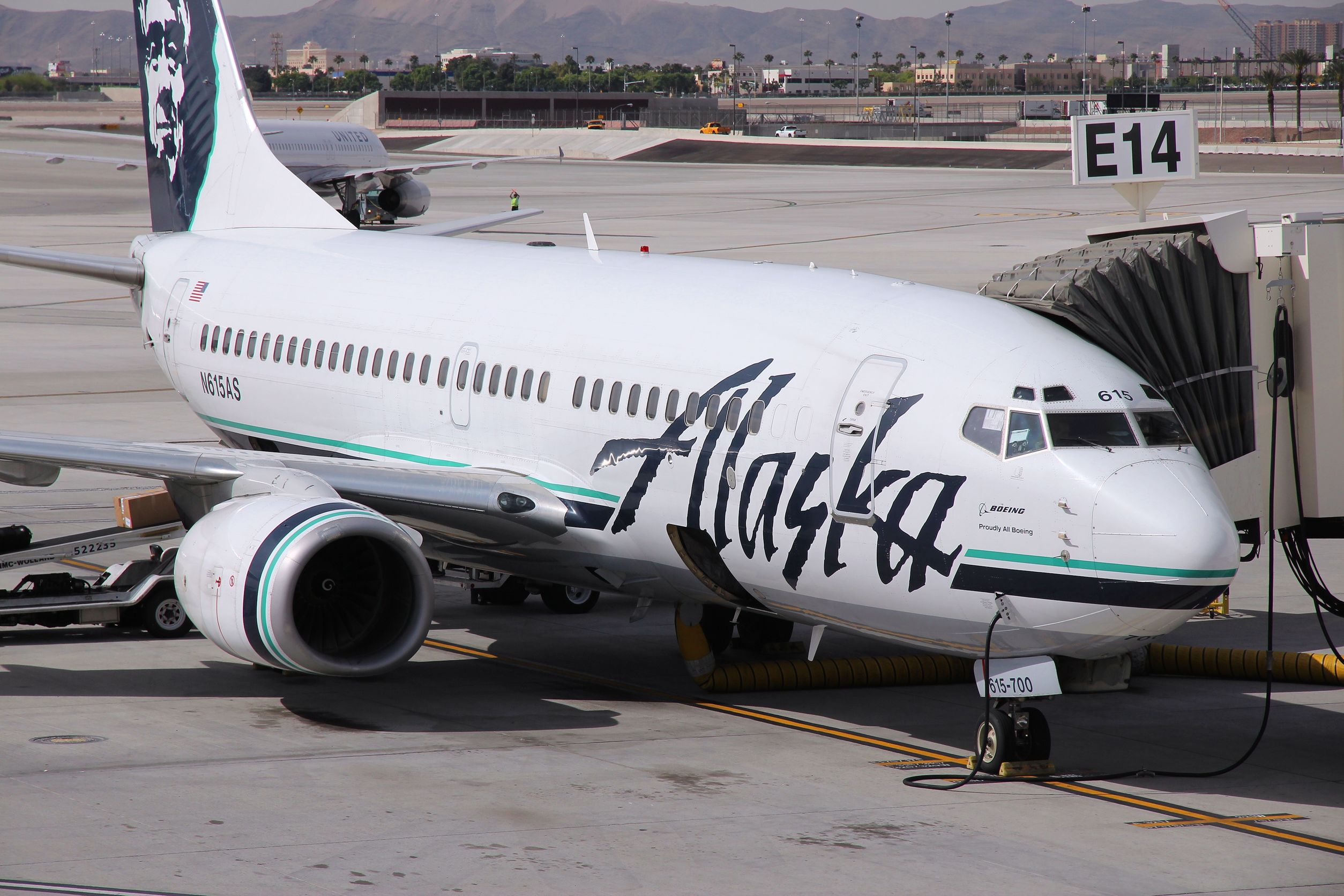 Alaska Airlines bans state senator for refusing to wear a mask, over 1/