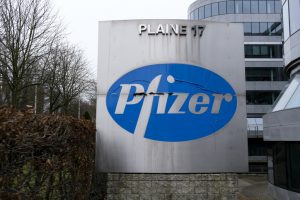 FDA gives full approval for Pfizer vaccine, SEO writing tips, and Jeopardy reckons with Mike Richards’ past comments