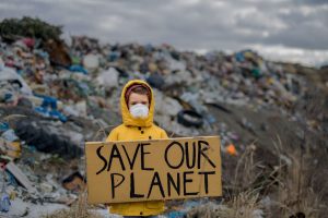 UN issues dire climate change warning with call to action, American shoppers forgo sustainability for e-commerce convenience, and Live Nation lets touring artists set vax rules