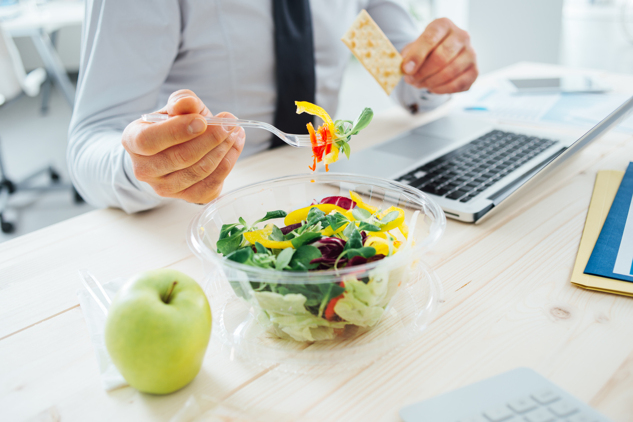 lunch-at-your-desk