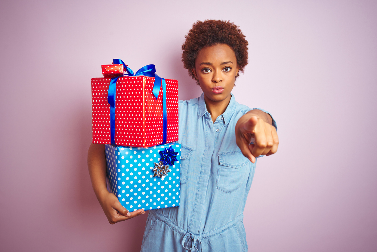 How to budget for holiday gift guide season