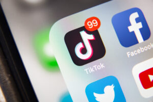 The Scoop: Universal Music Group could stop licensing music to TikTok