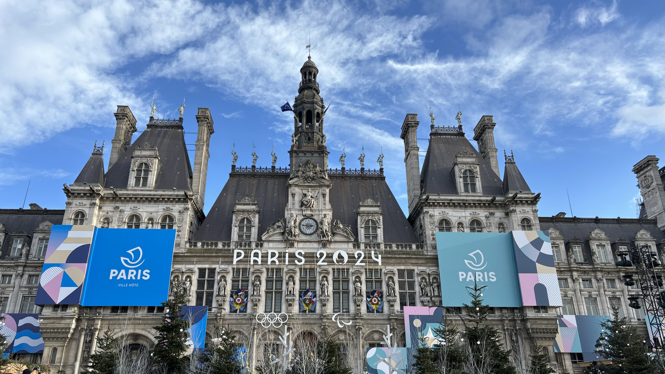 Hotel de Ville building Courtyard of the City Hall view Paris olympic games 2024.